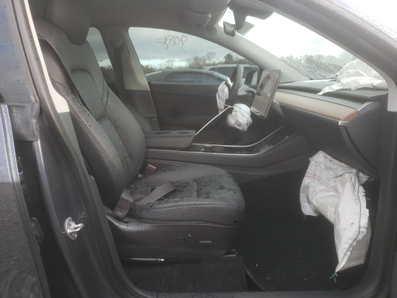 Photo 5 from auction – 2020 TESLA MODEL Y with VIN 5YJYGDEF1LF001411