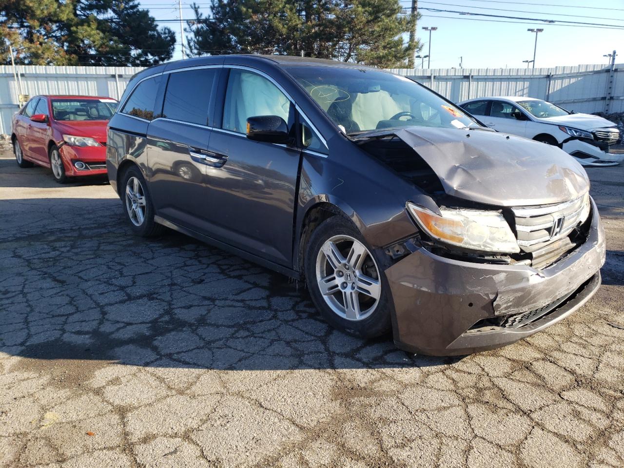 Photo 1 from auction – 2012 HONDA ODYSSEY TO with VIN 5FNRL5H99CB034622