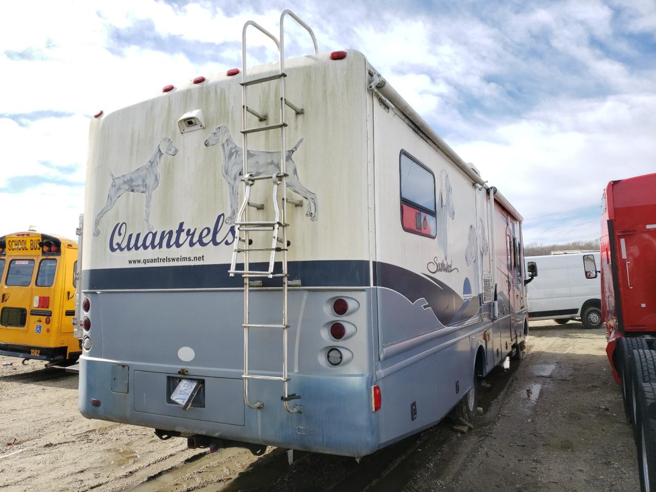 Photo 4 from auction – 2002 FLEETWOOD RV with VIN 5B4MP67GX23347135