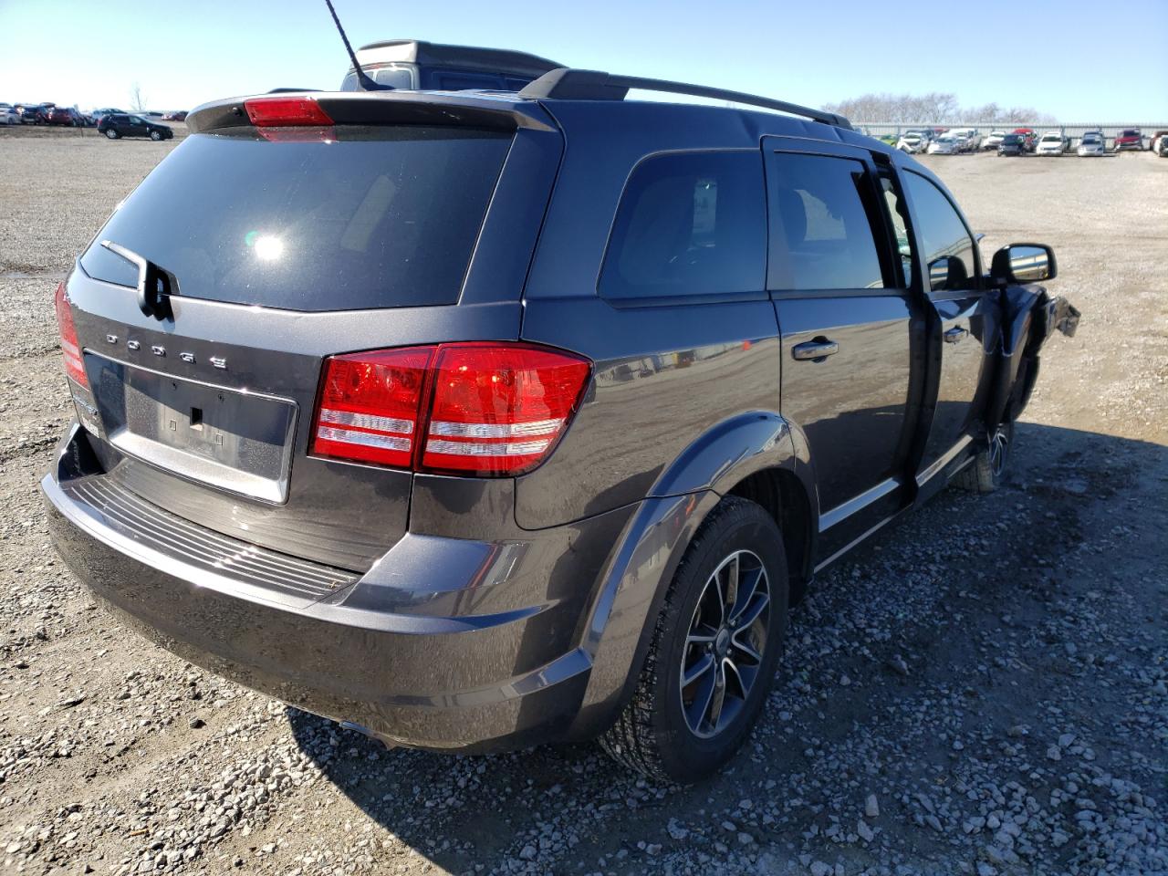 Photo 4 from auction – 2018 DODGE JOURNEY SE with VIN 3C4PDCAB7JT196429