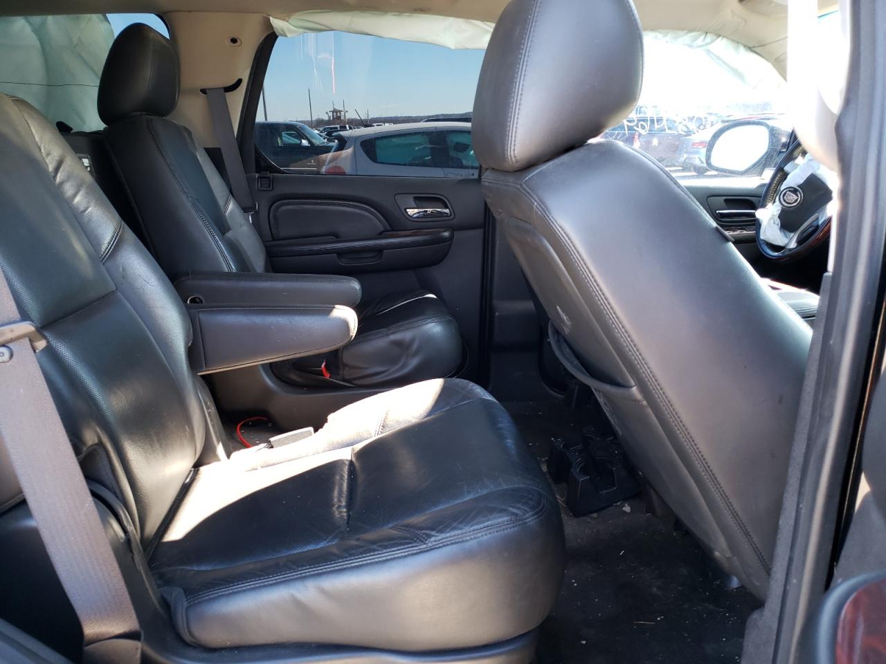 Photo 6 from auction – 2013 CADILLAC ESCALADE P with VIN 1GYS3CEF9DR102987