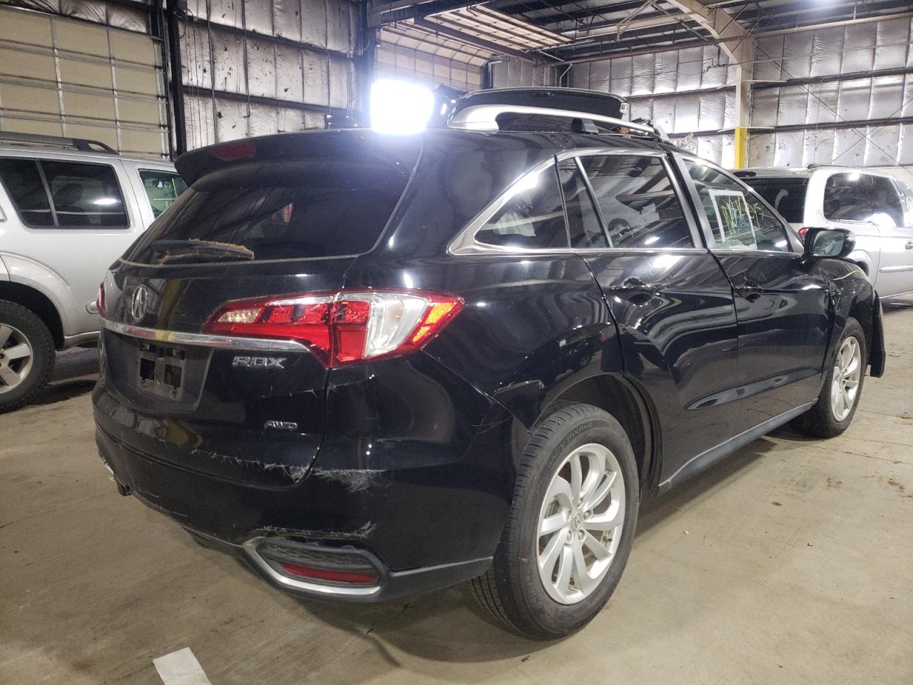 Photo 4 from auction – 2016 ACURA RDX TECHNO with VIN 5J8TB4H59GL028680