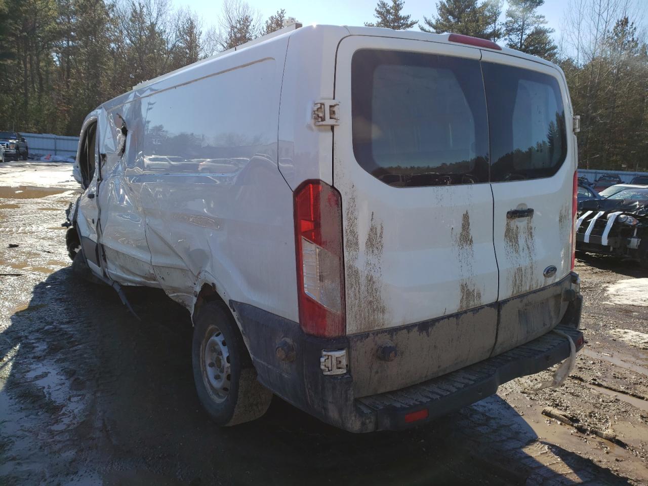 Photo 3 from auction – 2015 FORD TRANSIT with VIN 1FTNR2YM6FKA48520