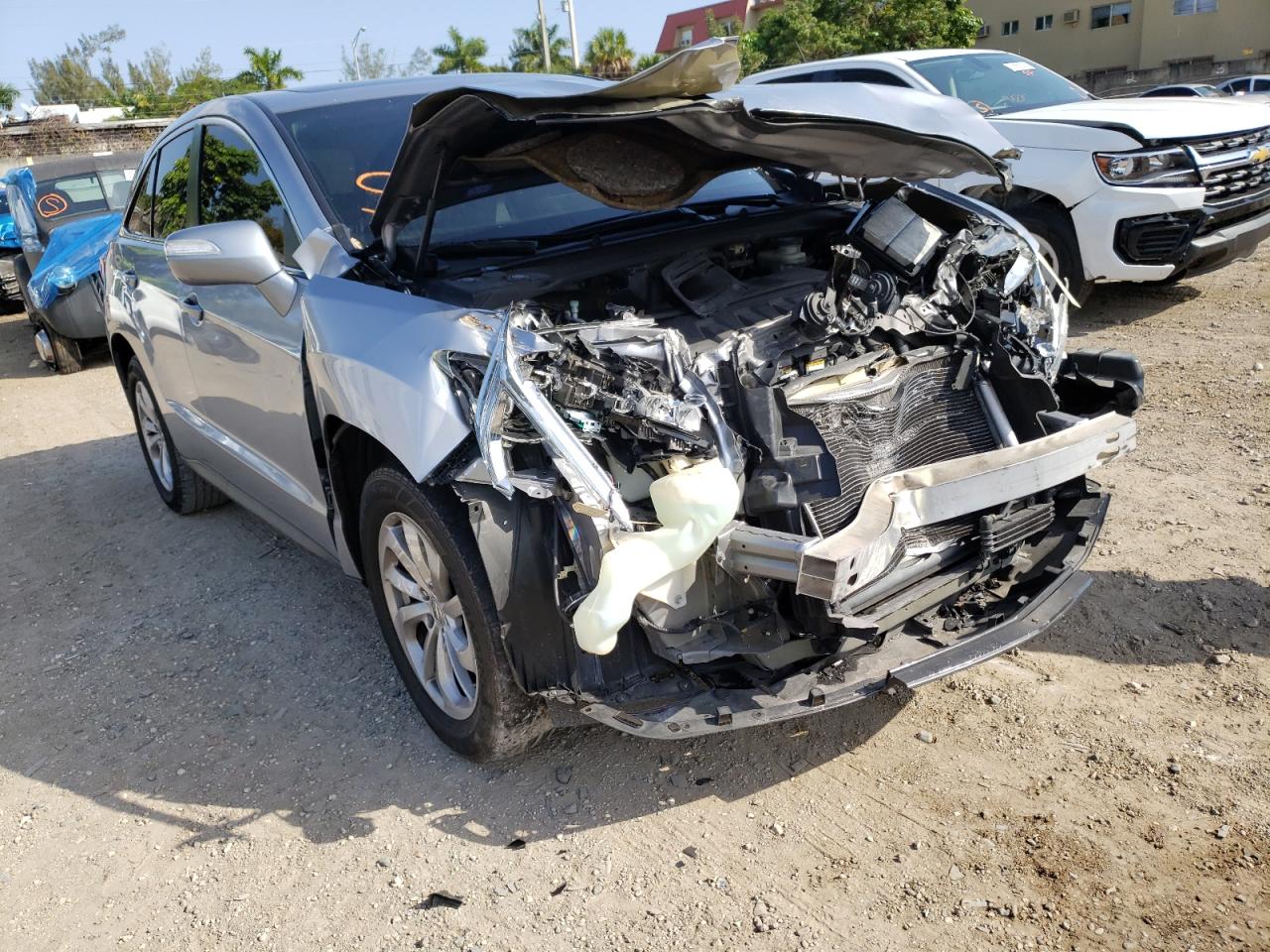 ACURA RDX TECHNO 2016 with VIN 5J8TB3H57GL002962 - Photo from auction
