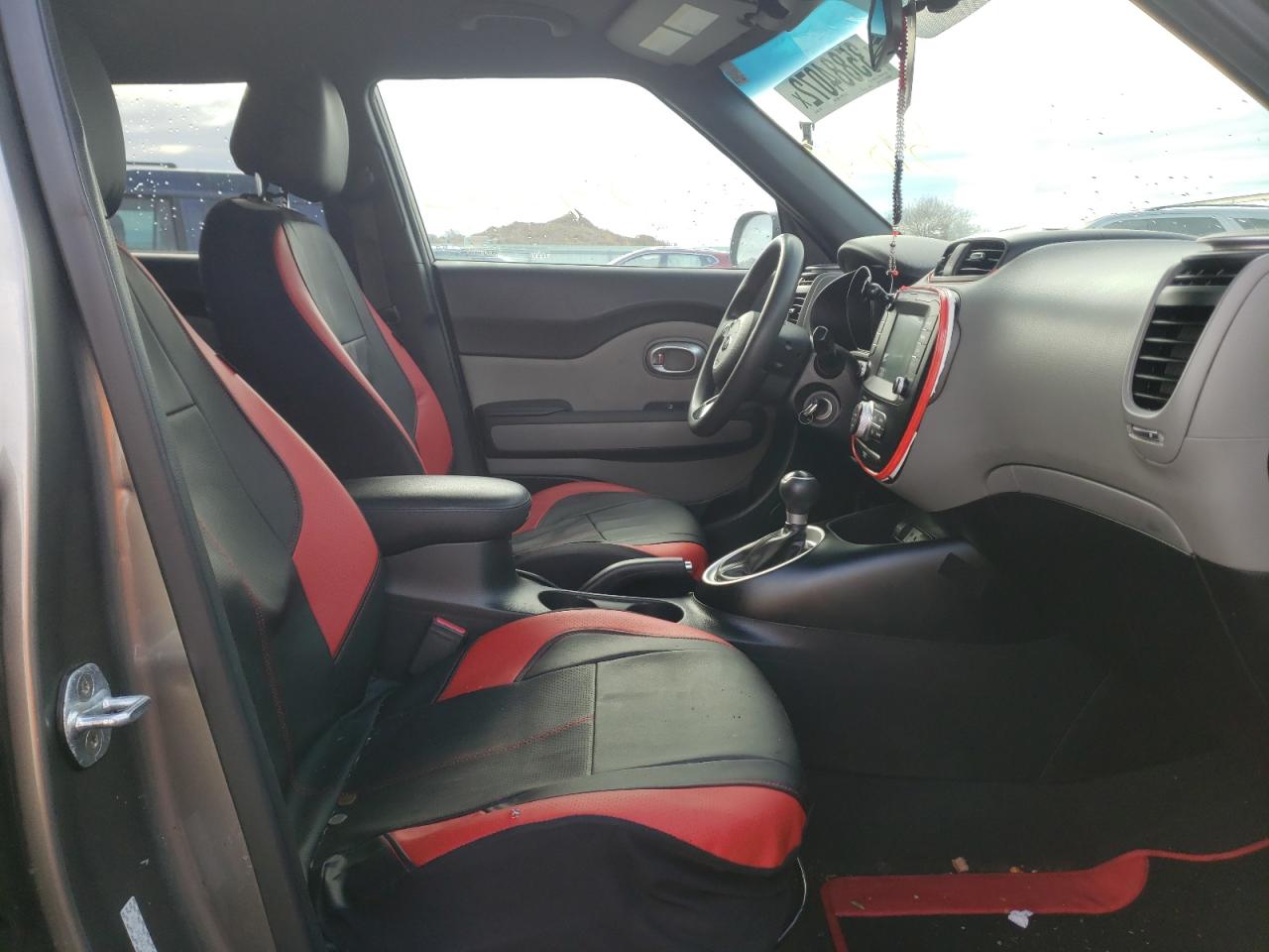 Photo 5 from auction – 2018 KIA SOUL with VIN KNDJN2A23J7598708