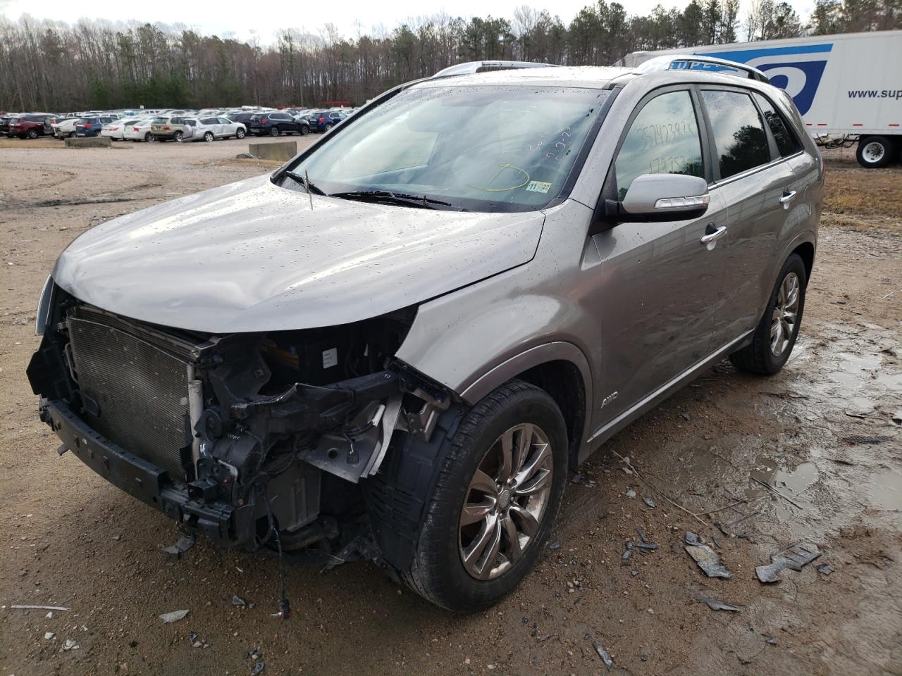 Photo 2 from auction – 2012 KIA SORENTO SX with VIN 5XYKWDA25CG263758