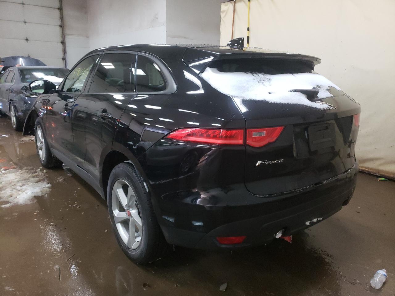 Photo 3 from auction – 2018 JAGUAR F-PACE PRE with VIN SADCJ2FX3JA251864