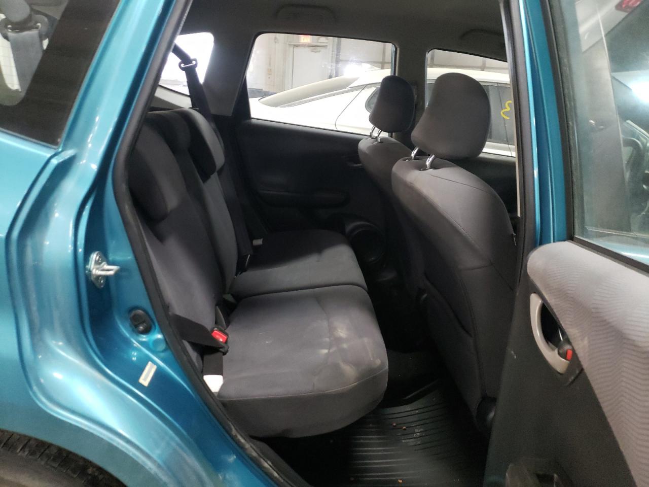 Photo 6 from auction – 2013 HONDA FIT with VIN JHMGE8H3XDC051652
