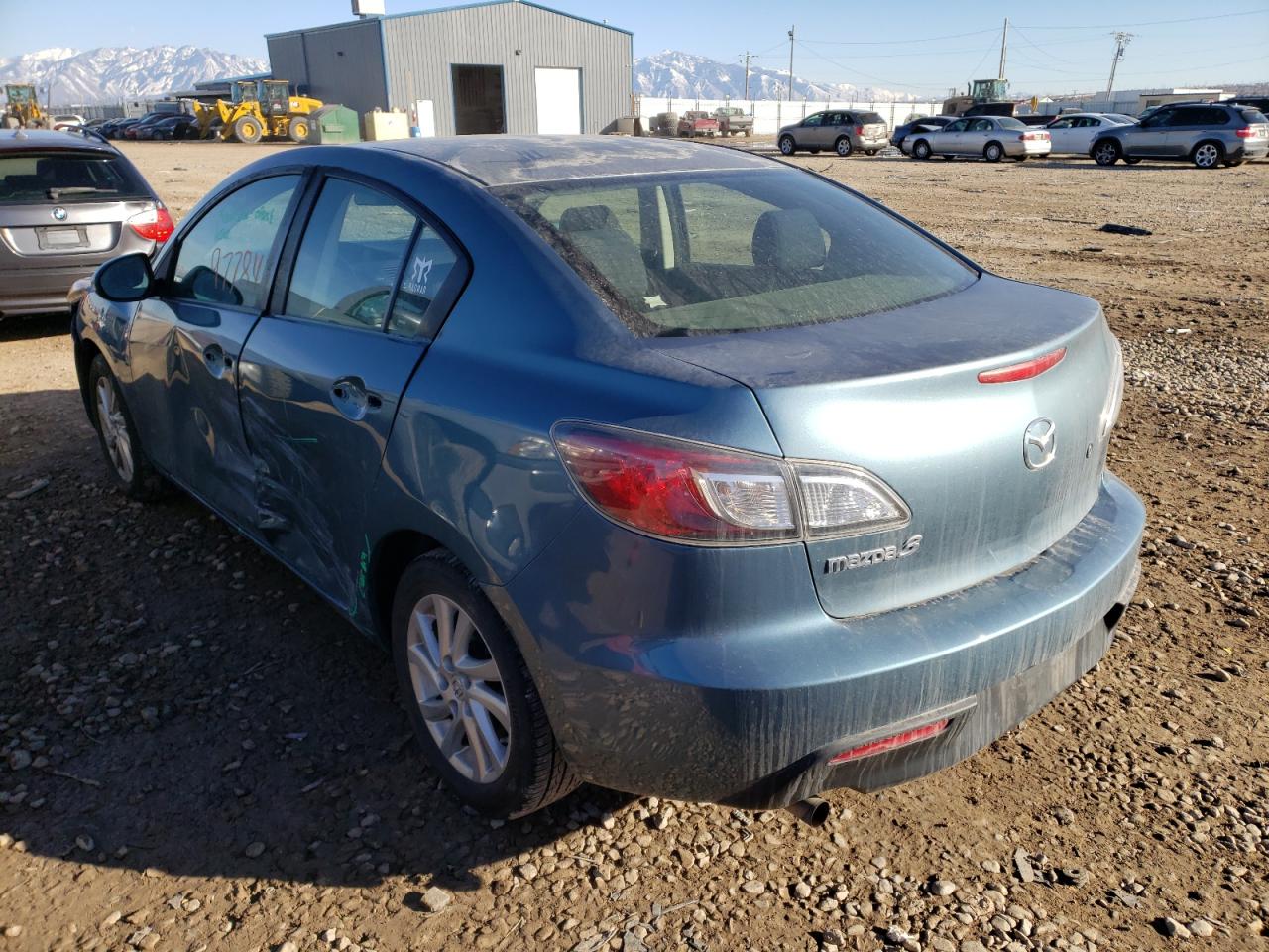 Photo 3 from auction – 2011 MAZDA 3 I with VIN JM1BL1UF9B1380554
