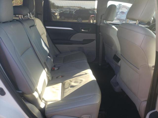 Photo 6 from auction – 2019 TOYOTA HIGHLANDER with VIN 5TDJGRFH1KS057213