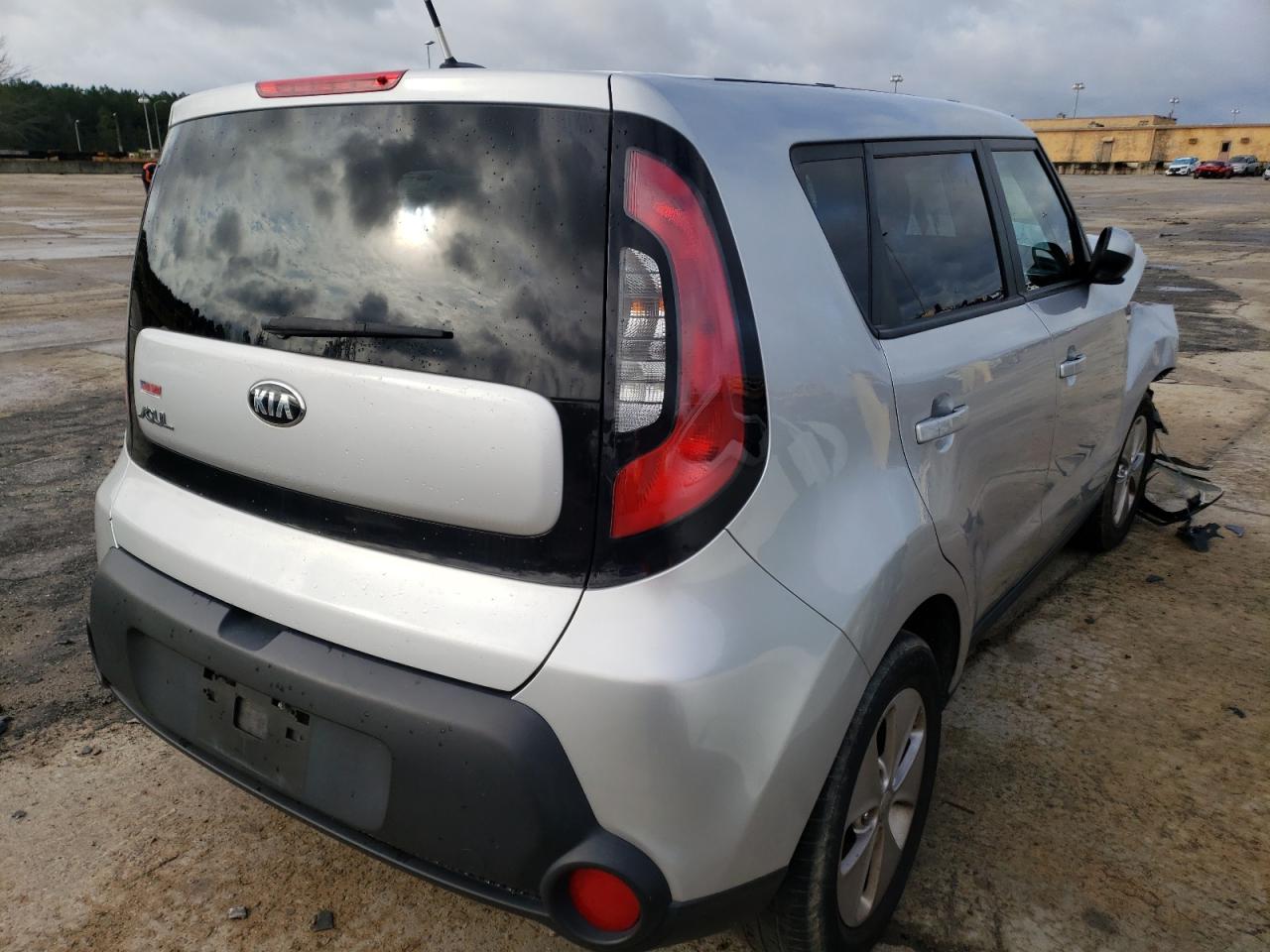 Photo 4 from auction – 2014 KIA SOUL with VIN KNDJN2A28E7737382
