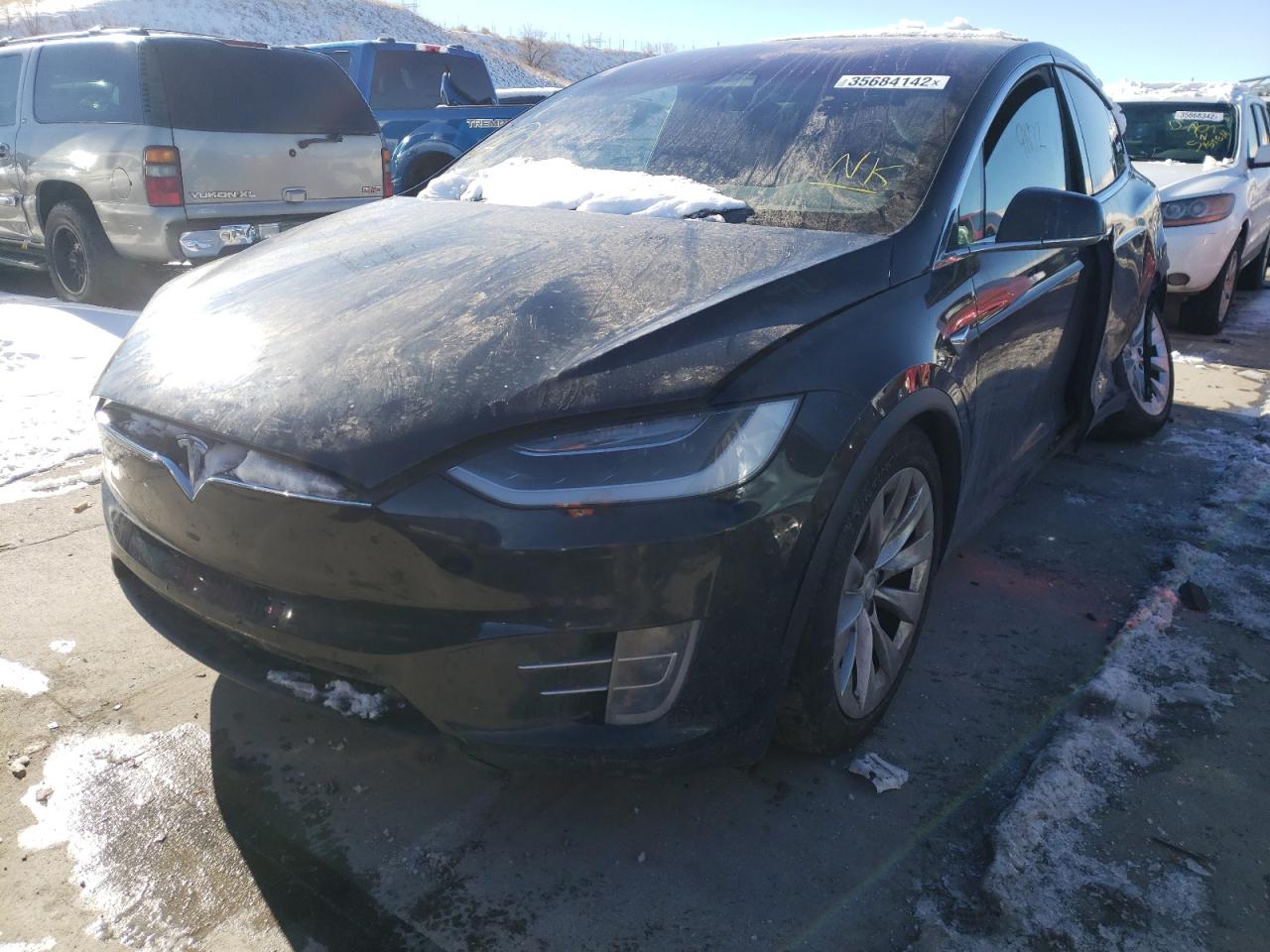 Photo 2 from auction – 2017 TESLA MODEL X with VIN 5YJXCBE24HF066561