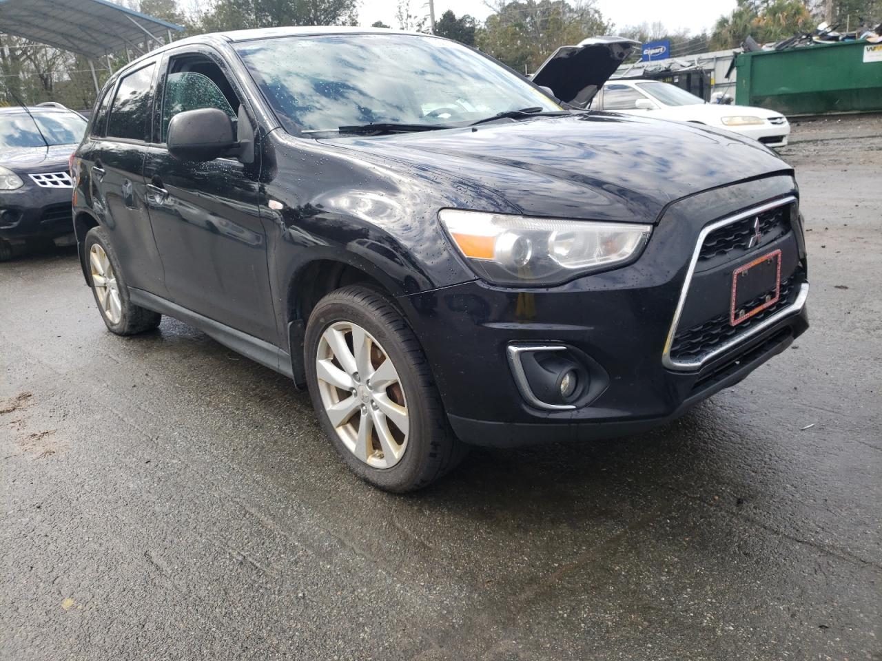 MITSUBISHI OUTLANDER 2015 с VIN 4A4AR3AW9FE041696 - Фото с аукциона