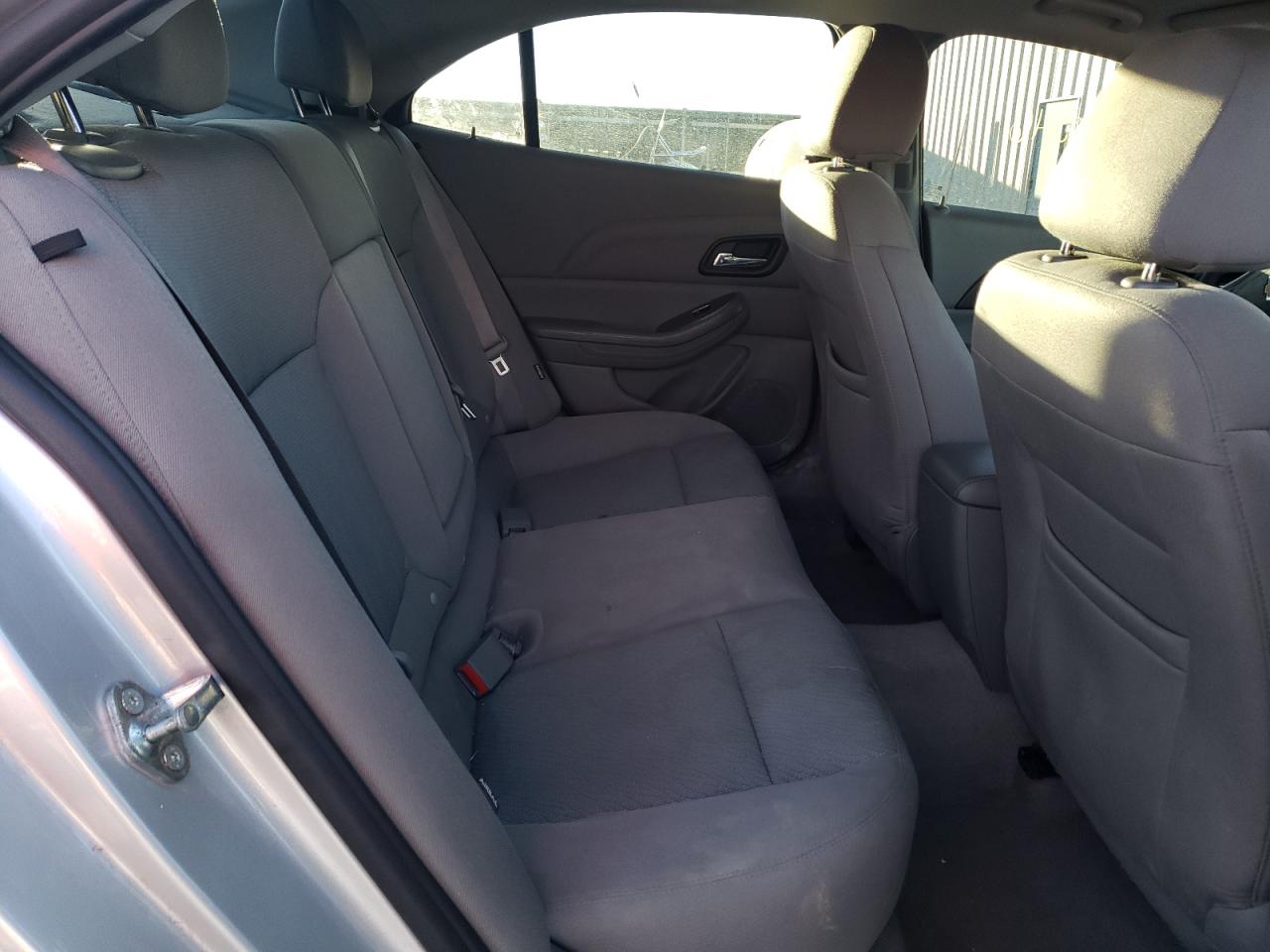 Photo 6 from auction – 2015 CHEVROLET MALIBU LS with VIN 1G11B5SL6FF254085