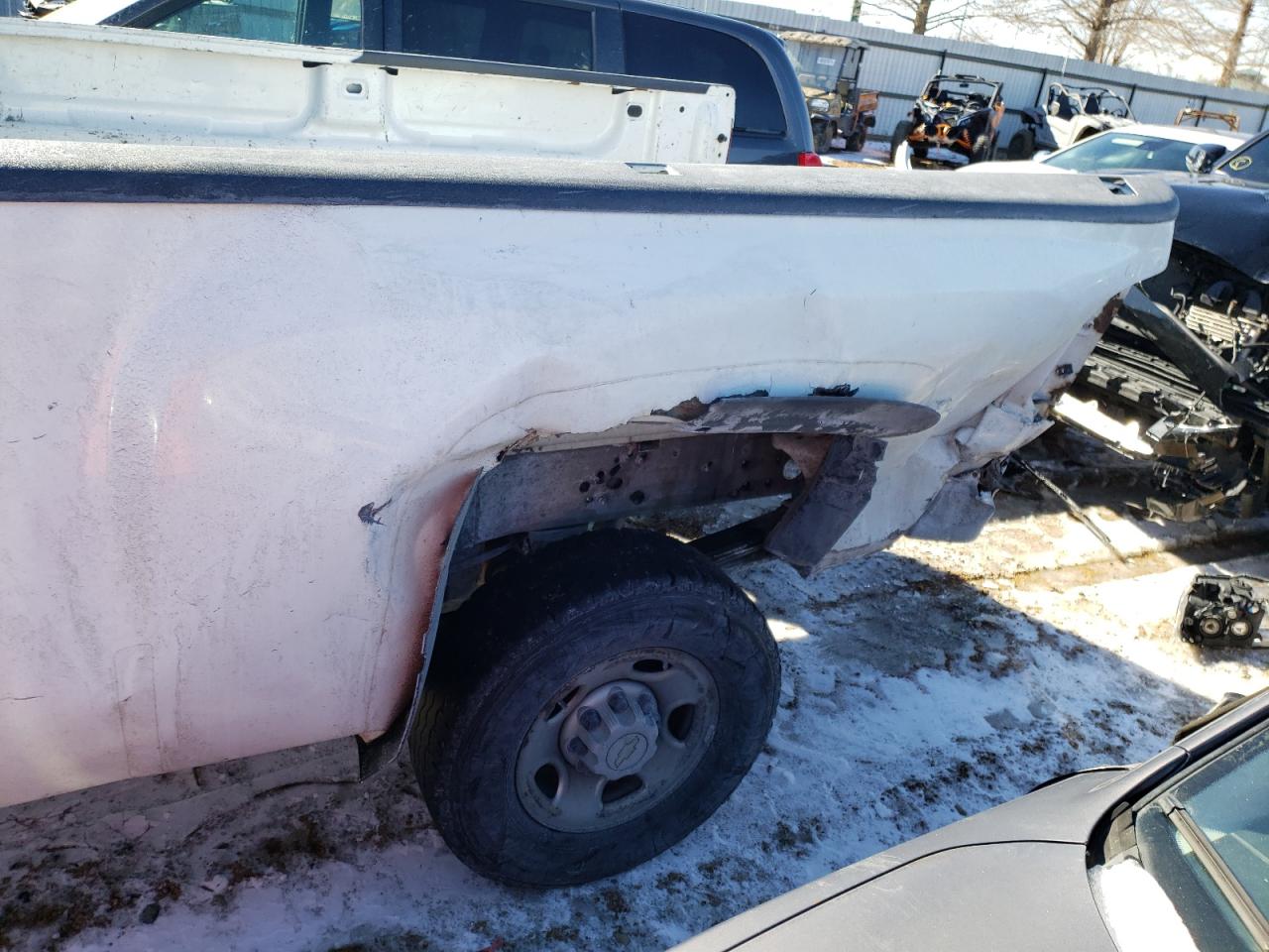 Photo 9 from auction – 2007 CHEVROLET SILVERADO with VIN 1GCHC24KX7E564348