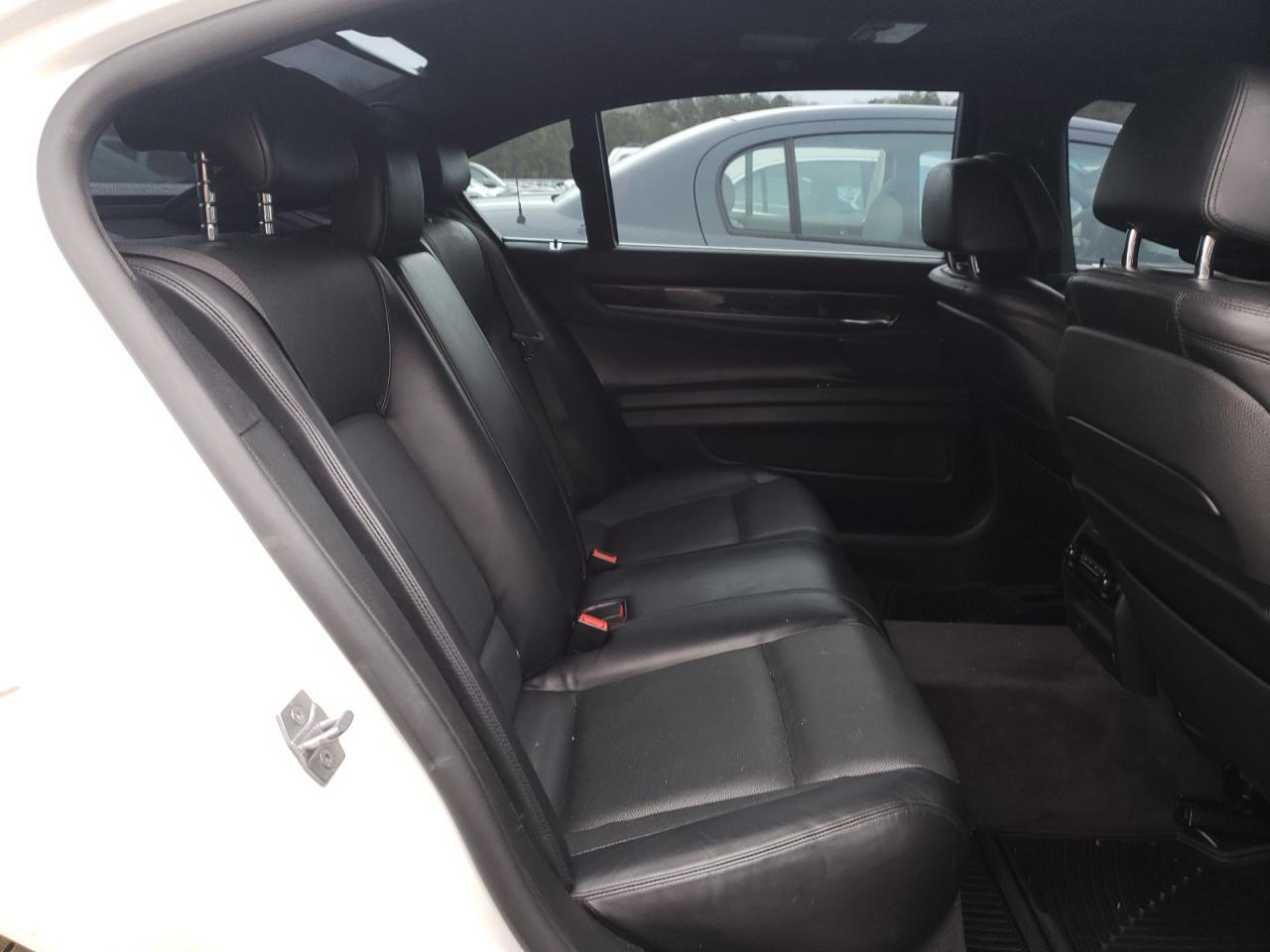 Photo 6 from auction – 2014 BMW 750 LI with VIN WBAYE8C5XED135168