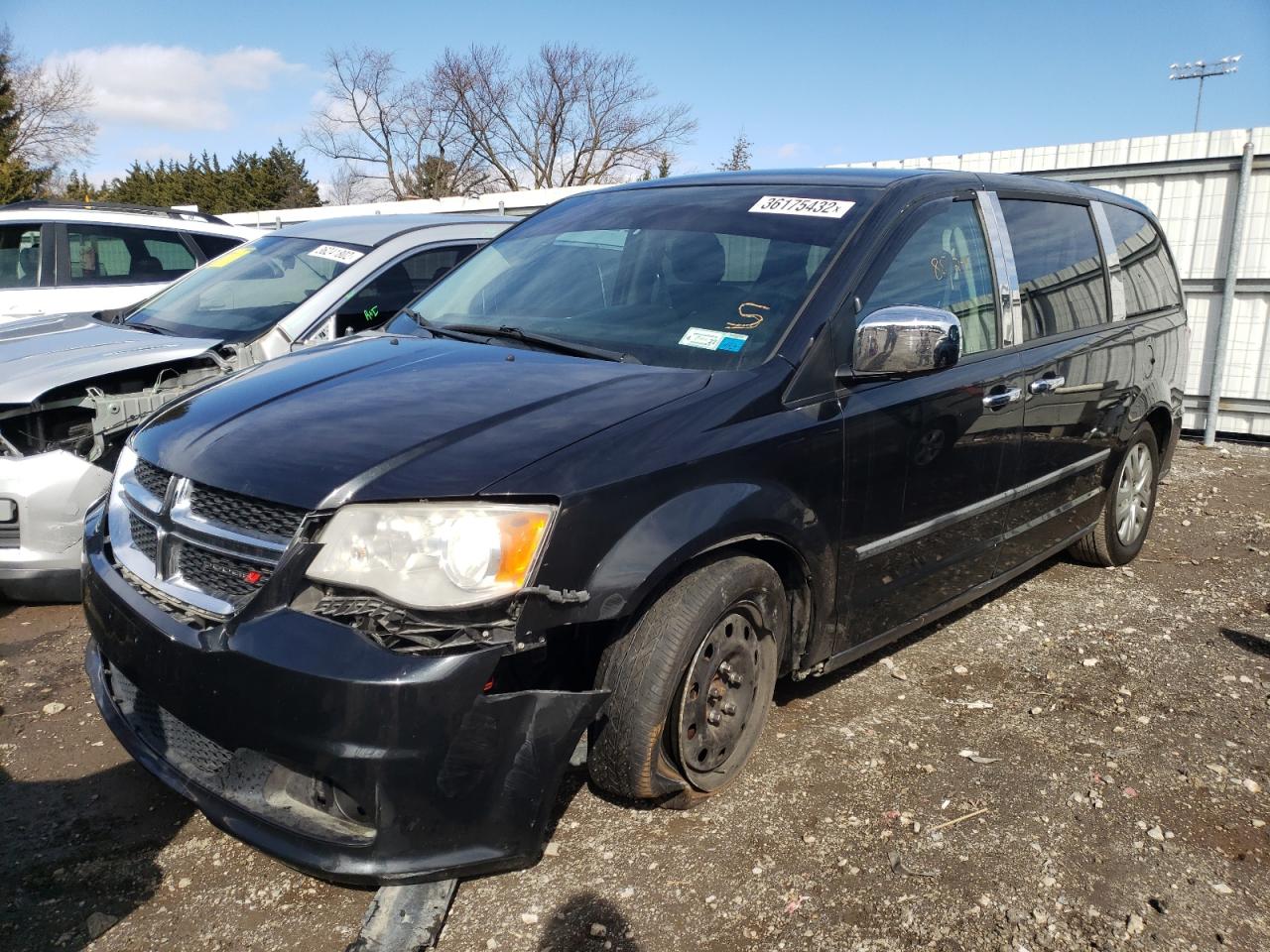 Photo 2 from auction – 2014 DODGE GRAND CARA with VIN 2C4RDGBG3ER327939