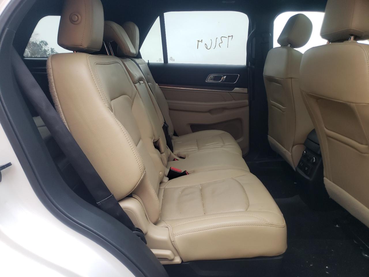 Photo 6 from auction – 2017 FORD EXPLORER L with VIN 1FM5K7F81HGD77098