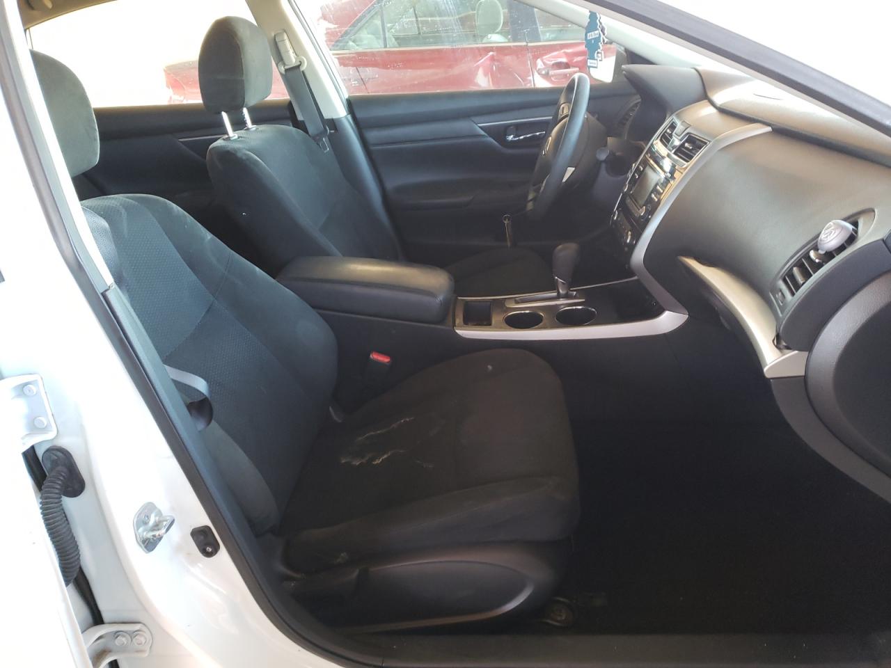 Photo 5 from auction – 2015 NISSAN ALTIMA 2.5 with VIN 1N4AL3AP3FN861781