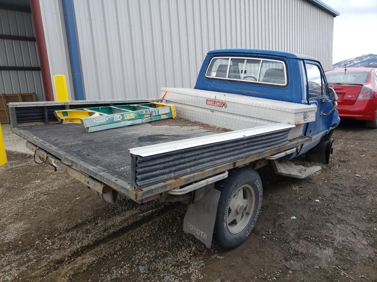 Photo 4 from auction – 1981 TOYOTA PICKUP RN4 with VIN JT4RN48D8B0012567