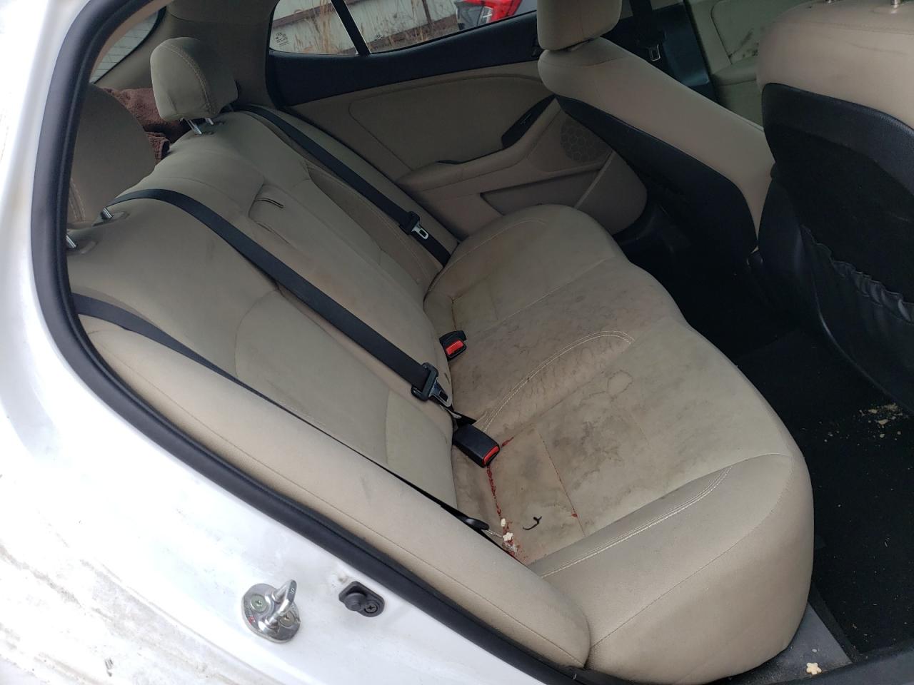 Photo 6 from auction – 2013 KIA OPTIMA LX with VIN 5XXGM4A70DG195172