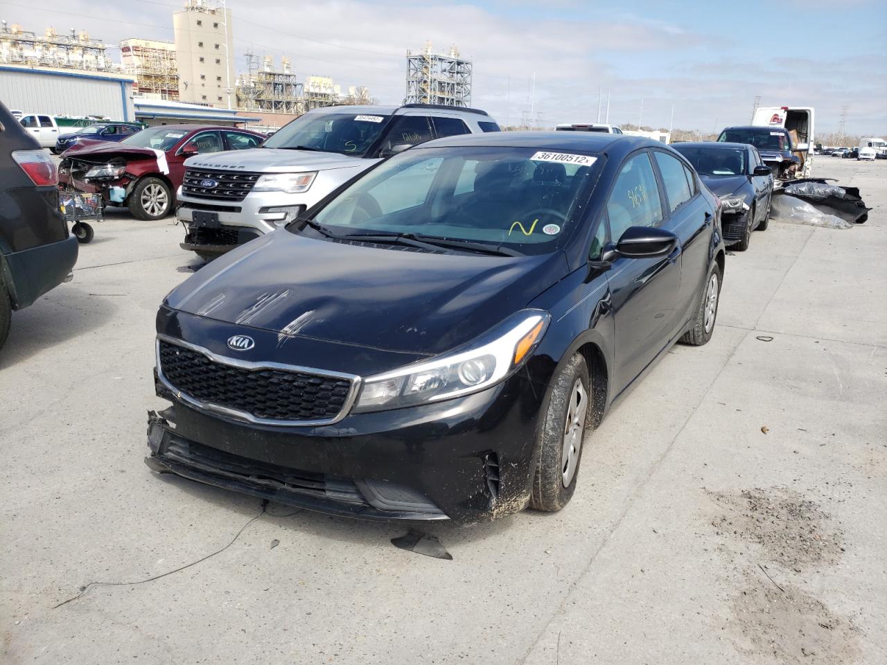 Photo 2 from auction – 2017 KIA FORTE LX with VIN 3KPFK4A75HE058440