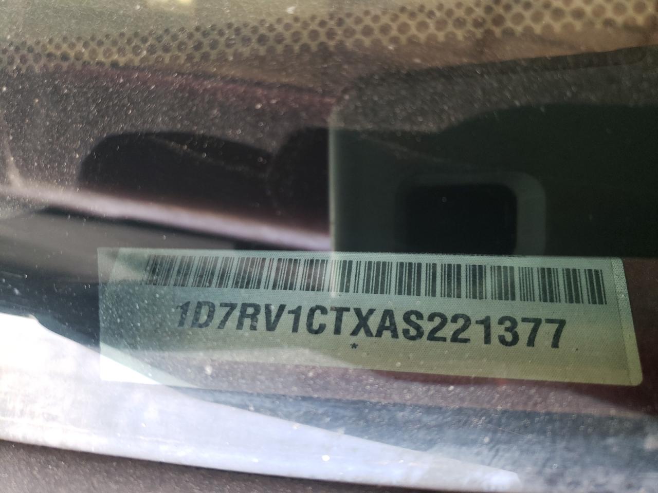 صورة رقم 10 من المزاد - 2010 DODGE RAM 1500 مع VIN 1D7RV1CTXAS221377