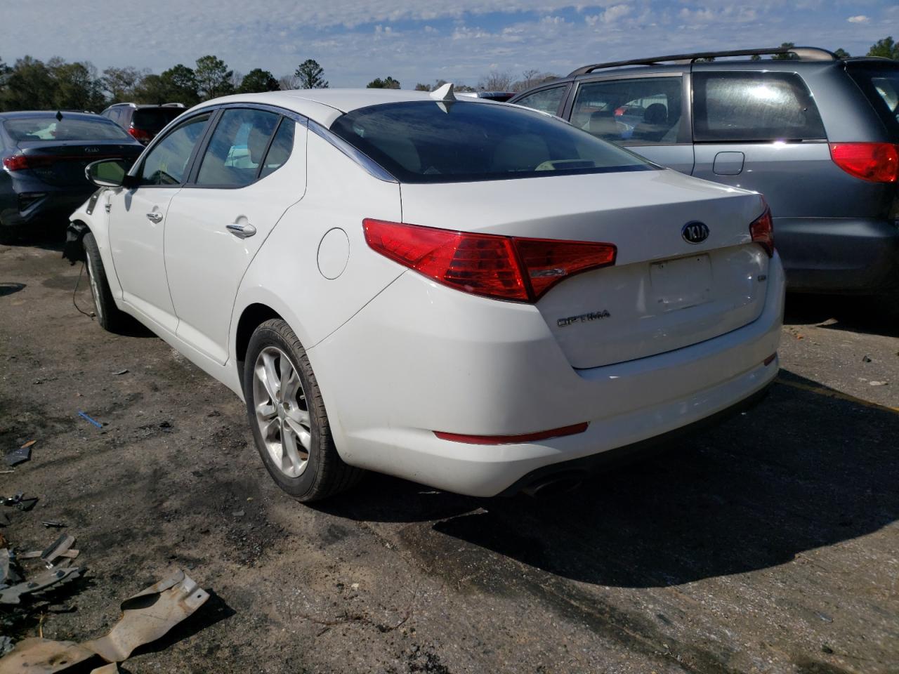 Photo 3 from auction – 2013 KIA OPTIMA LX with VIN 5XXGM4A71DG213873