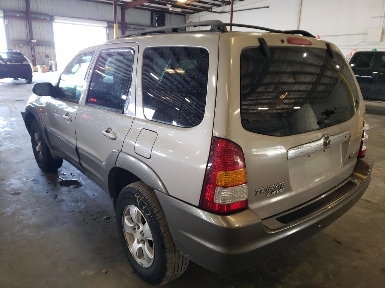 Photo 3 from auction – 2002 MAZDA TRIBUTE LX with VIN 4F2YU09152KM00520