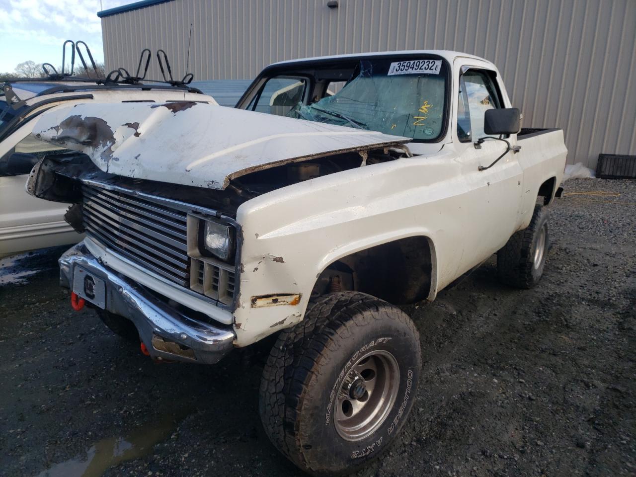 Photo 2 from auction – 1982 CHEVROLET K10 with VIN 1GCEK14H2CF348972
