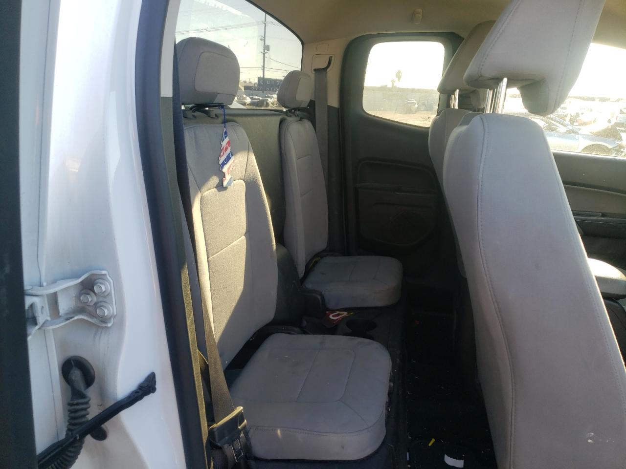 Photo 6 from auction – 2016 CHEVROLET COLORADO with VIN 1GCHSBEA2G1364998