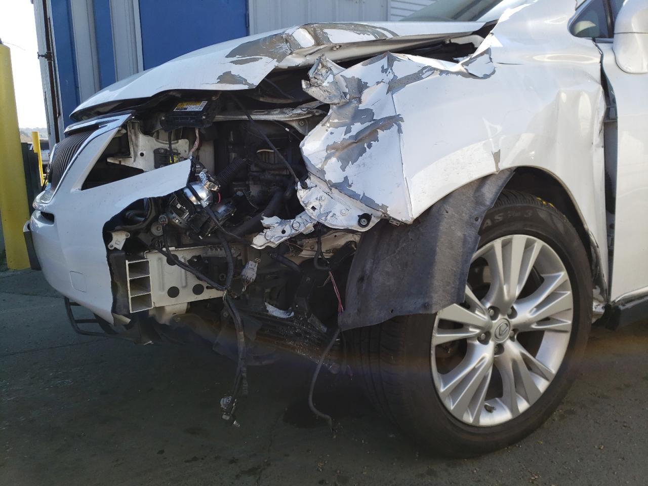 Photo 9 from auction – 2010 LEXUS RX 450 with VIN JTJBC1BA7A2401110