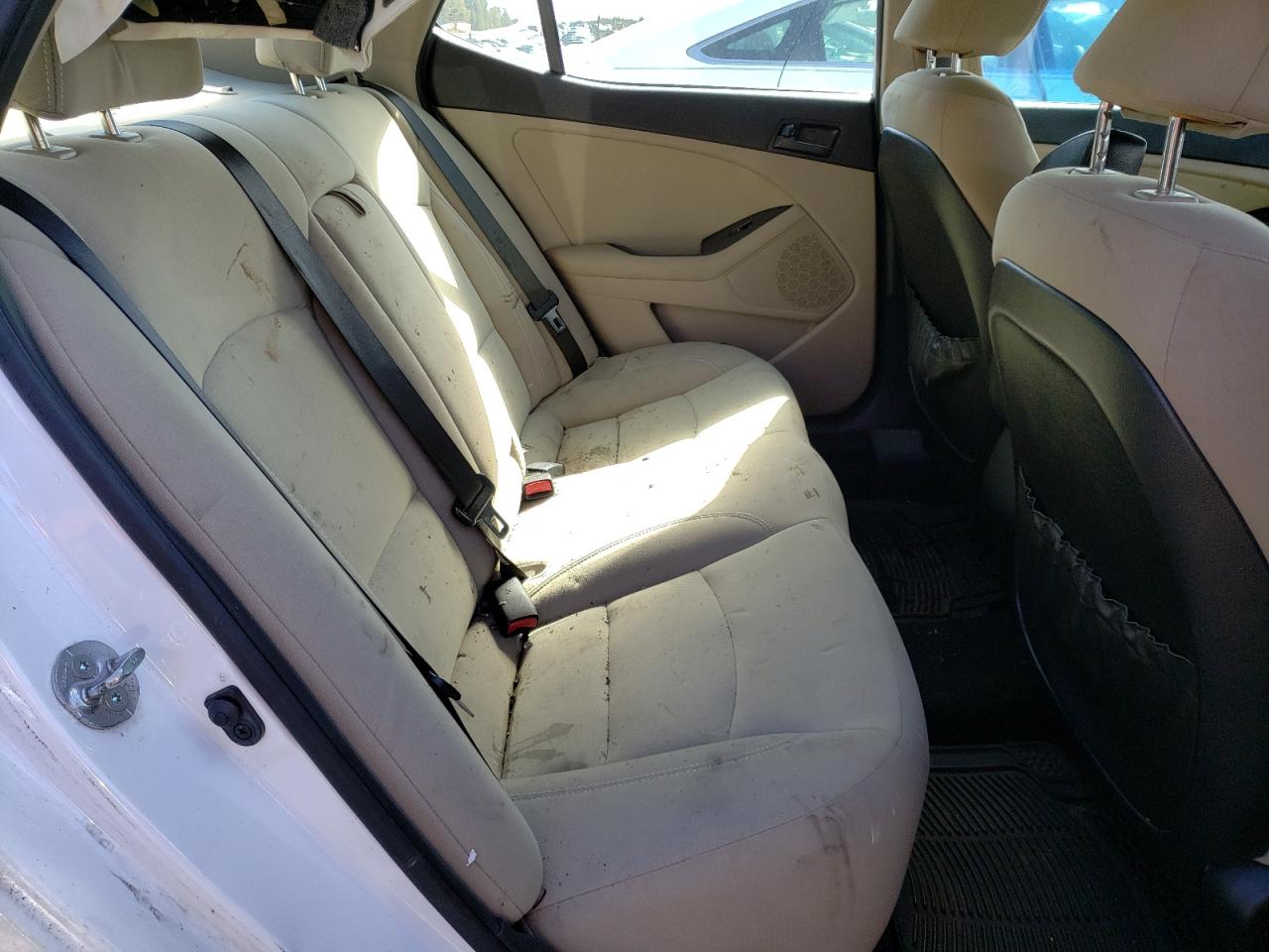 Photo 6 from auction – 2013 KIA OPTIMA LX with VIN 5XXGM4A71DG213873