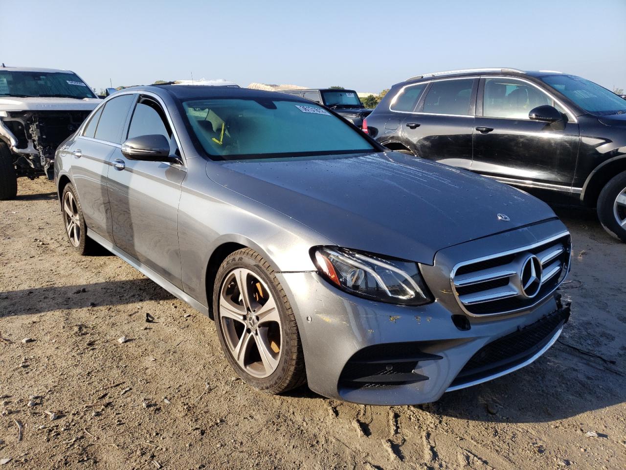 Photo 1 from auction – 2018 MERCEDES-BENZ E 300 with VIN WDDZF4JB6JA305128