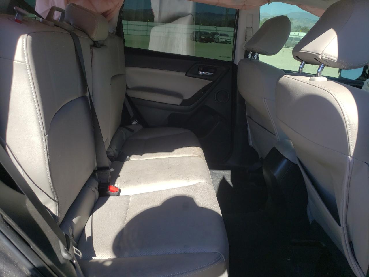 Photo 6 from auction – 2015 SUBARU FORESTER 2 with VIN JF2SJAWC1FH475584