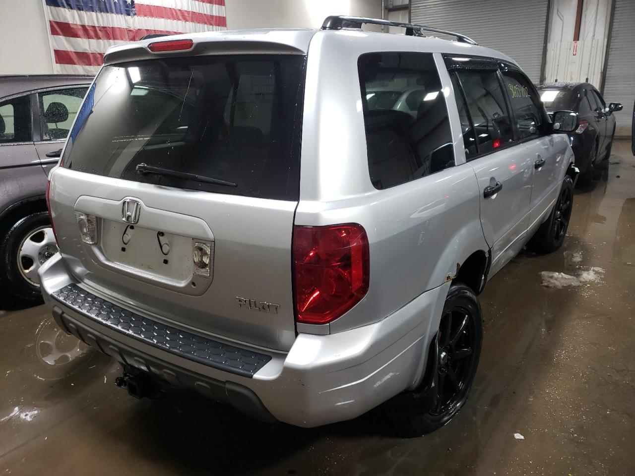 Photo 4 from auction – 2005 HONDA PILOT EX with VIN 2HKYF18435H536689