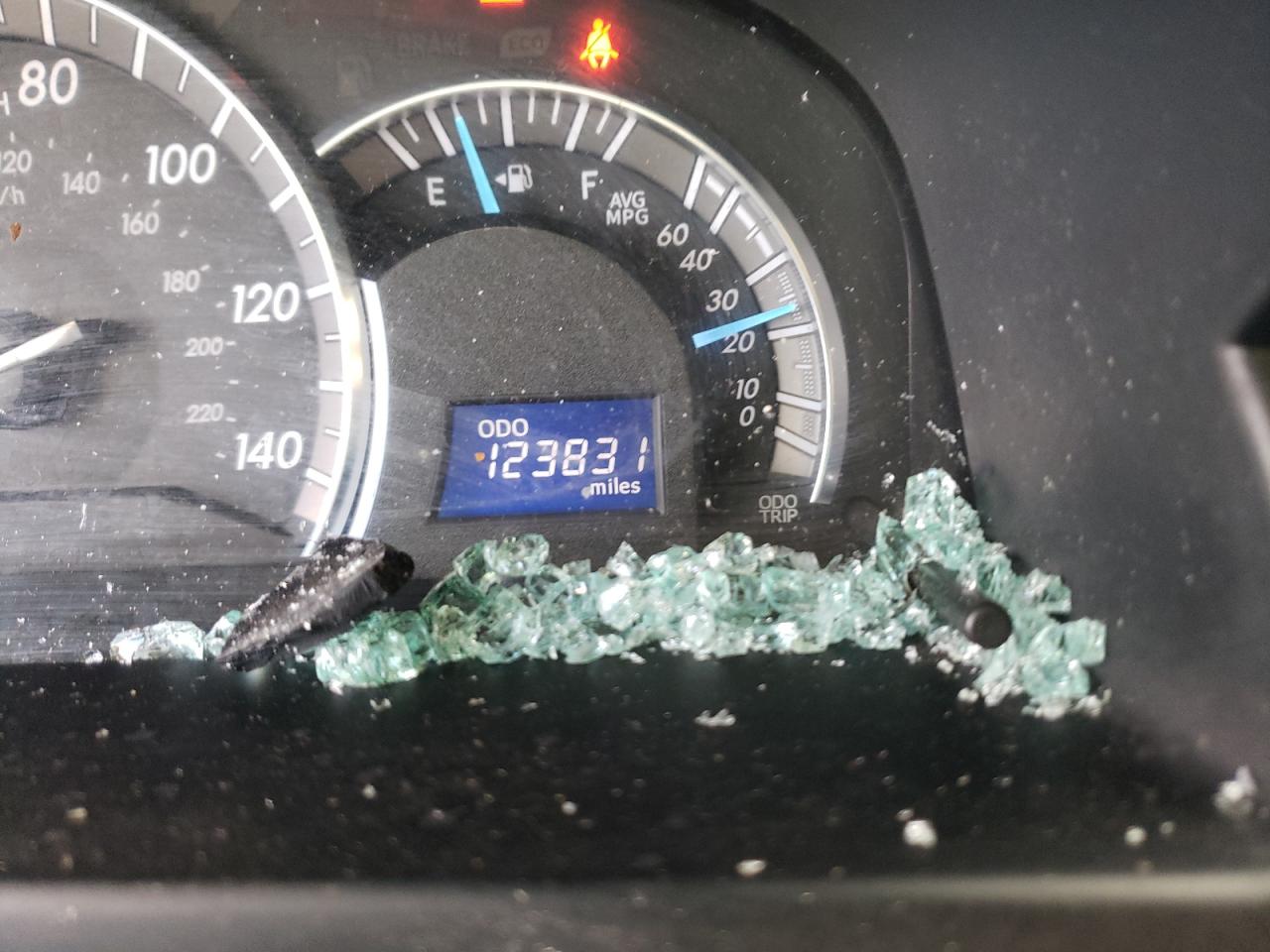Photo 8 from auction – 2014 TOYOTA CAMRY L with VIN 4T1BF1FK3EU850450