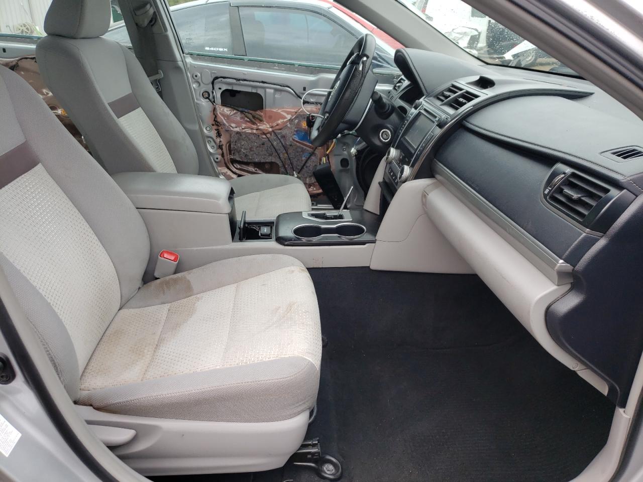 Photo 5 from auction – 2012 TOYOTA CAMRY BASE with VIN 4T1BF1FK8CU615829