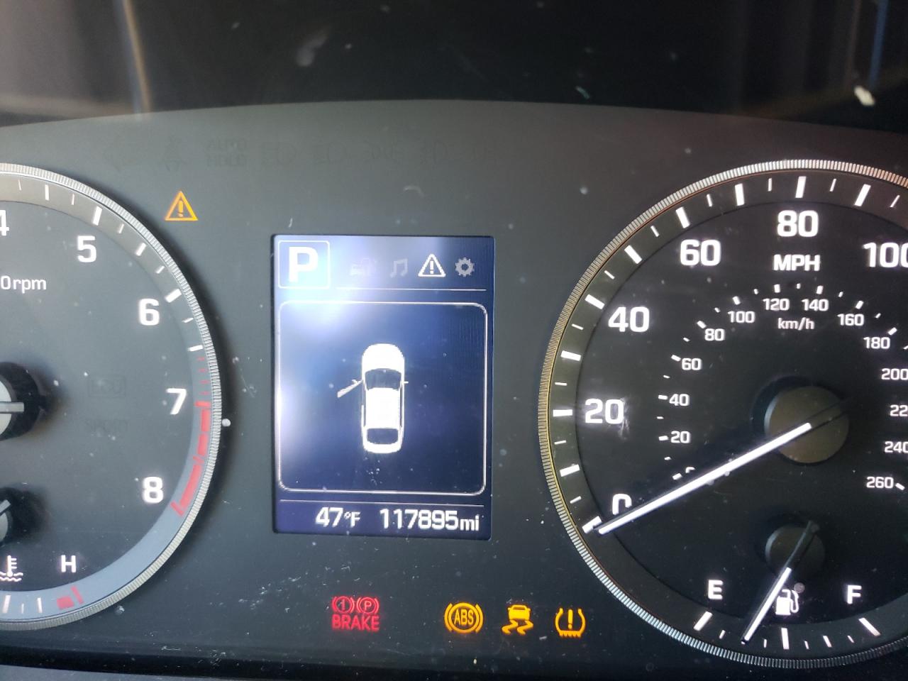 Photo 8 from auction – 2017 HYUNDAI SONATA SE with VIN 5NPE24AF7HH532645