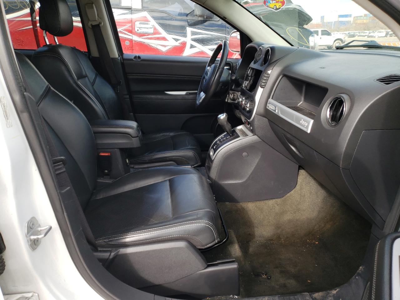 Photo 5 from auction – 2016 JEEP COMPASS LA with VIN 1C4NJCEA0GD806722