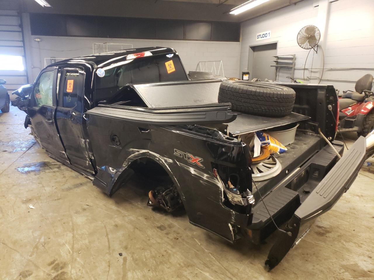 Photo 3 from auction – 2017 FORD F150 SUPER with VIN 1FTEX1CF7HFB31149