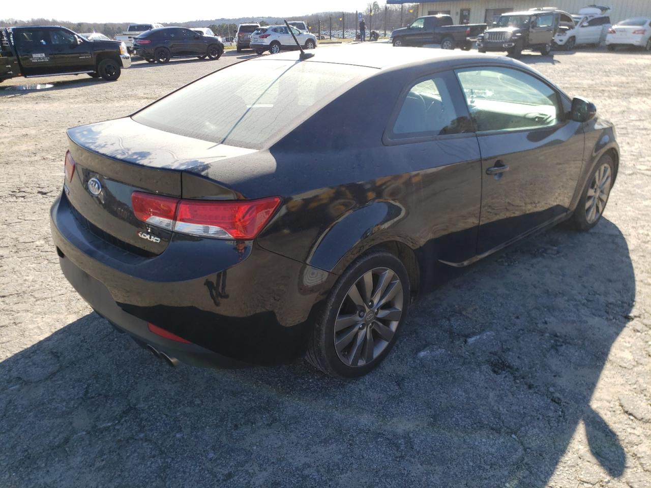 Photo 4 from auction – 2013 KIA FORTE SX with VIN KNAFW6A31D5662132