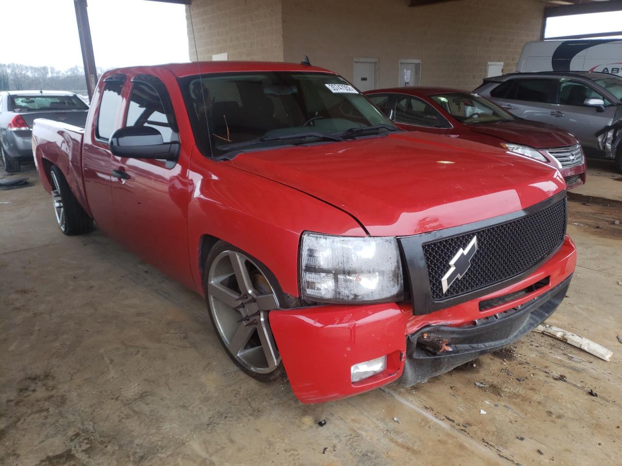 CHEVROLET SILVERADO 2011 with VIN 1GCRCREA7BZ163005 - Photo from auction