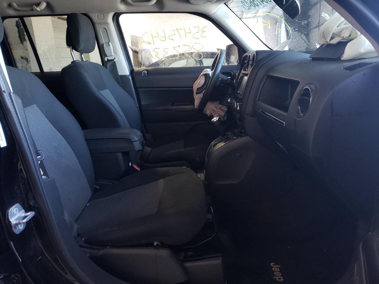 Photo 5 from auction – 2014 JEEP PATRIOT LA with VIN 1C4NJPFA4ED631149