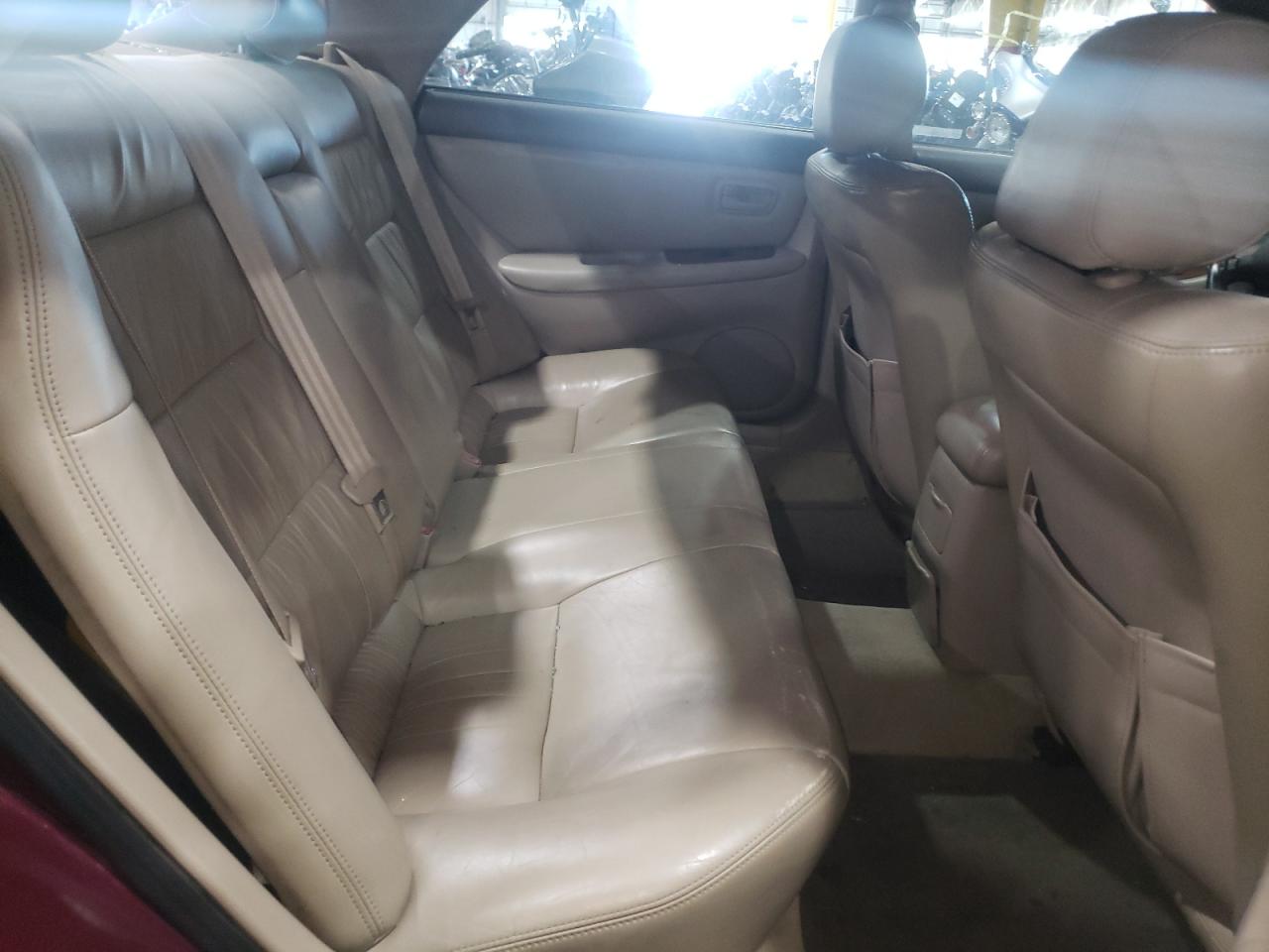 Photo 6 from auction – 1997 LEXUS ES 300 with VIN JT8BF22G9V5000164