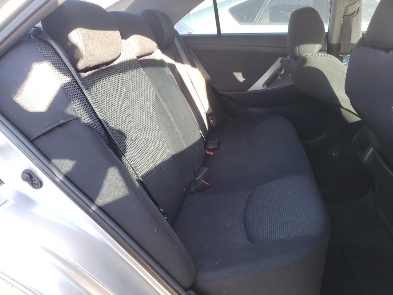 Photo 6 from auction – 2010 TOYOTA CAMRY BASE with VIN 4T1BF3EK2AU017102
