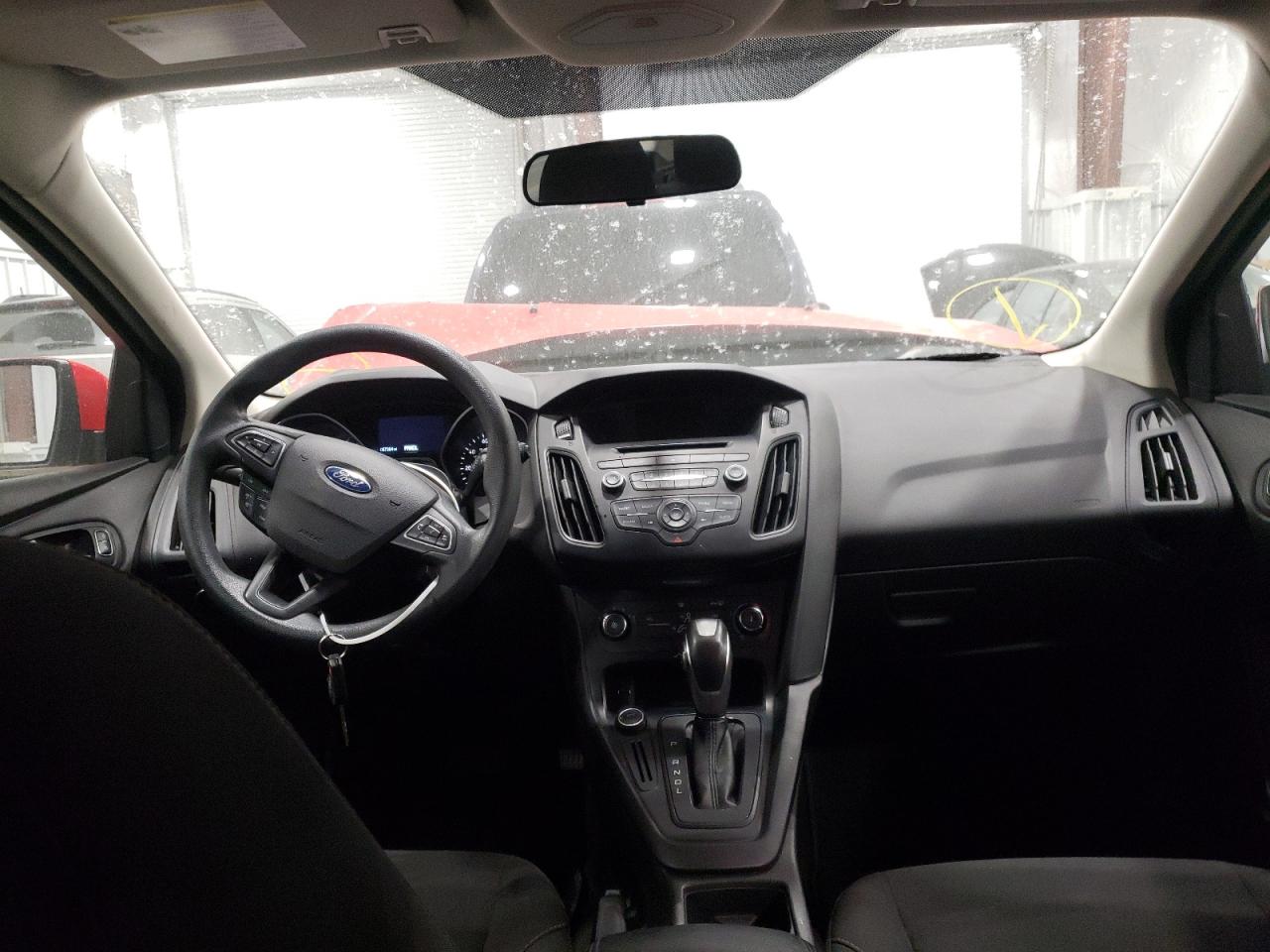 Photo 9 from auction – 2016 FORD FOCUS SE with VIN 1FADP3K20GL319992