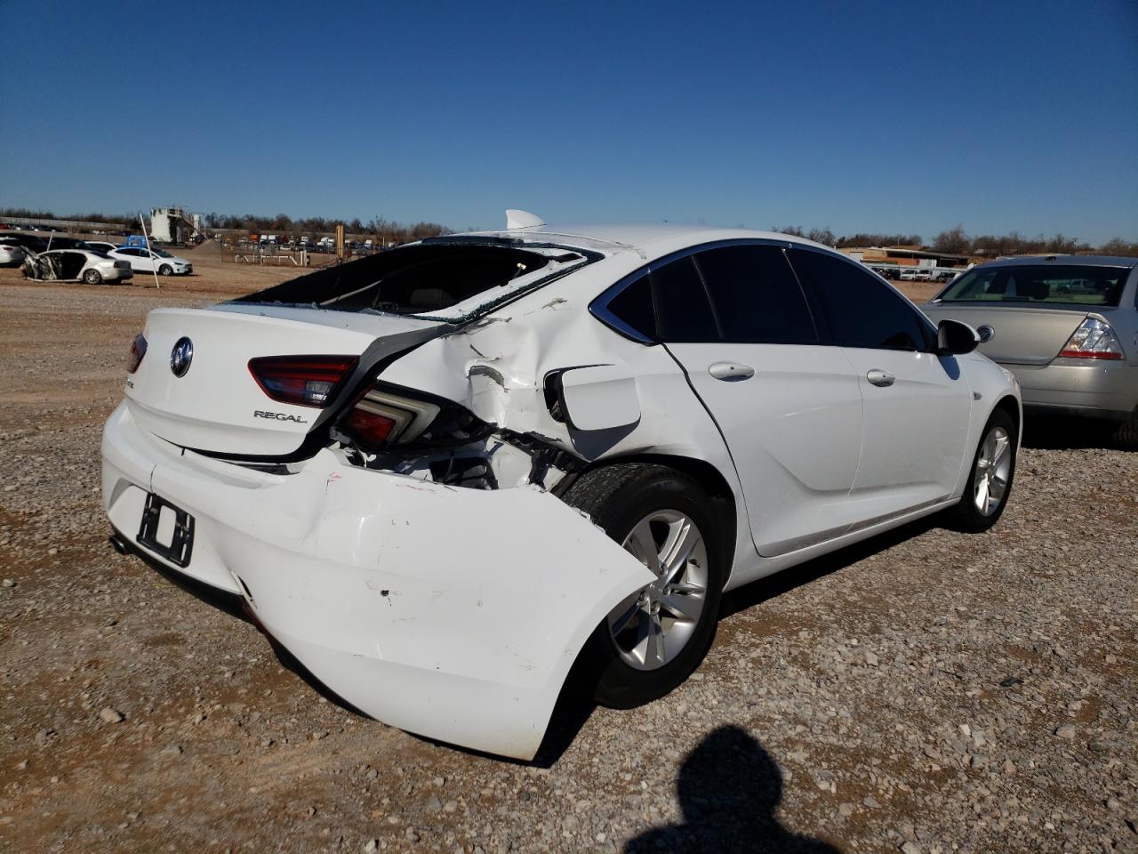 Photo 4 from auction – 2018 BUICK REGAL PREF with VIN W04GL6SX6J1111256