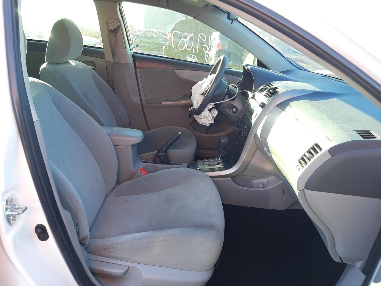 Photo 5 from auction – 2010 TOYOTA COROLLA BA with VIN 1NXBU4EE1AZ203221