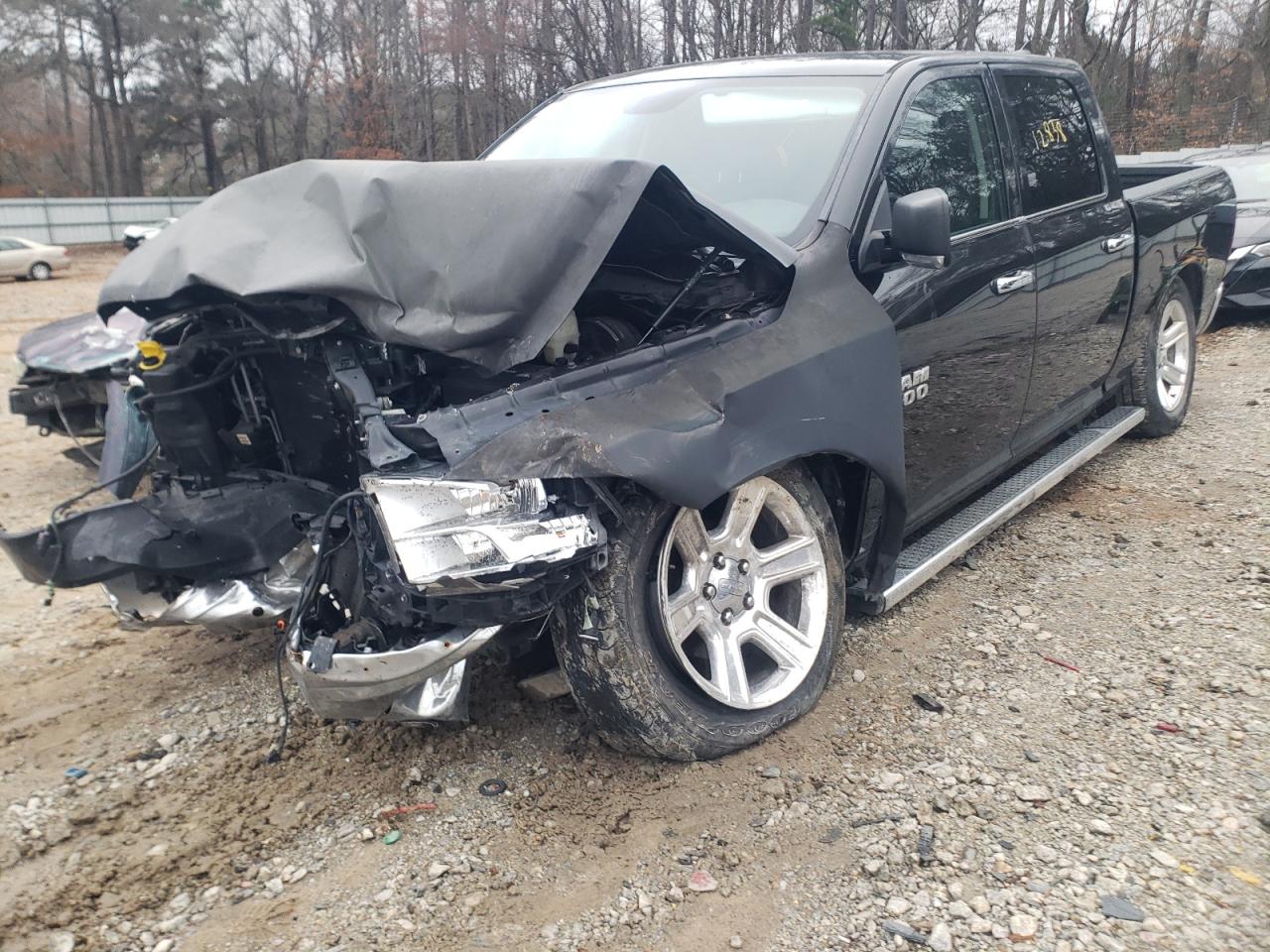 Photo 2 from auction – 2017 RAM 1500 SLT with VIN 1C6RR6LG4HS700846